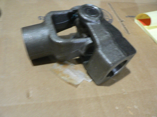 NEW ENGLAND TRAWLER R-14162  UNIVERSAL JOINT