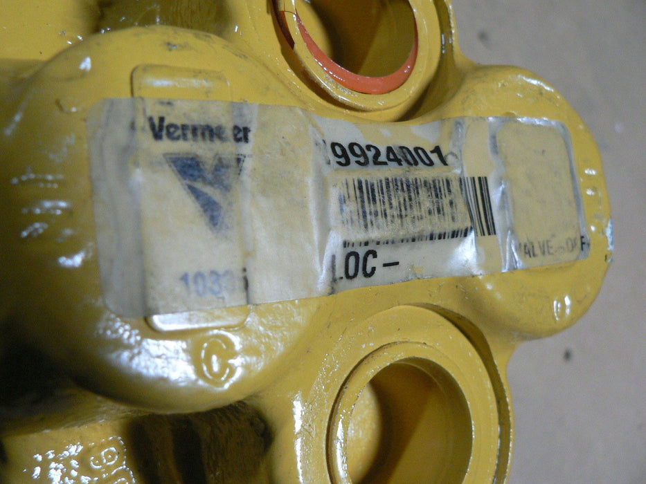 VERMEER DIRECTIONAL CONTROL VALVE 19924-001 DCF-12M-30-4-L  V9924001