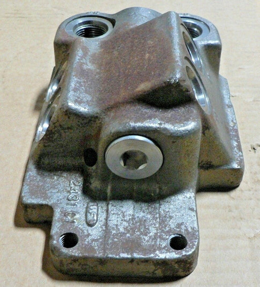 KOMATSU STEERING SELECTOR VALVE 662430C91