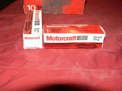 MOTORCRAFT SPARK PLUGS AVKO CHAMPION L20V GM V40FF