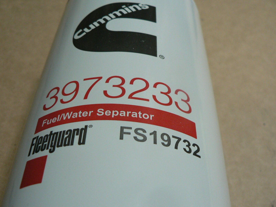 Fleetguard Fuel/Water Separator FS19732 CUMMINS 3973233 — G-Cor Automotive