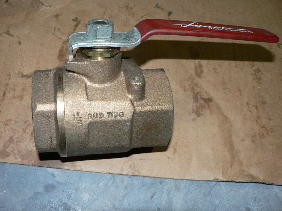 LANCE BRONZE  BALL VALVE 1-1/2  21-121