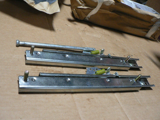 BOSTROM SEAT SLIDE 44618-1 42754-001 MORRIS 9053029