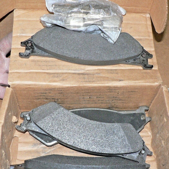 Motorcraft BRF1420 BRF-1420 6C2Z-2200-E Rear Disc Brake Pads