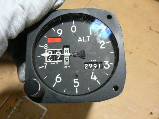 MIDWAY AIRCRAFT INSTRUMENT ALTIMETER 2488-2 (NOS)