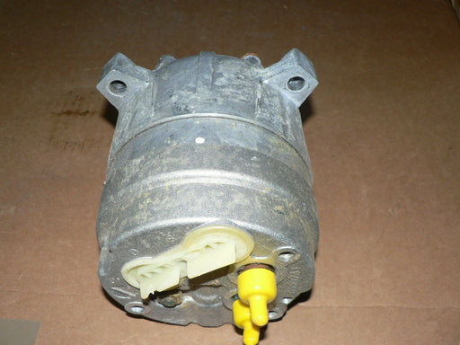 GM A/C COMPRESSOR 1135464 1131468 1131670 1136017 1136425 ACDELCO 152690 (NOS)