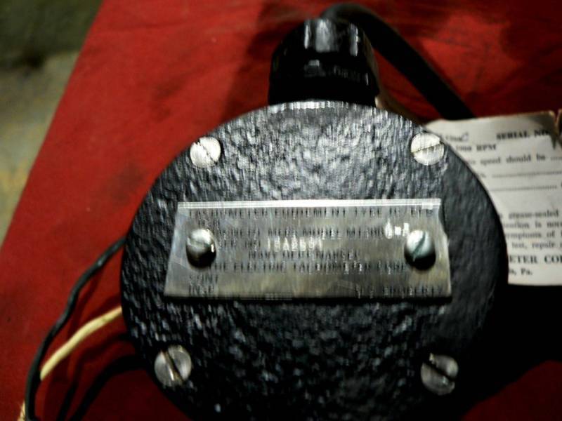 ELECTRIC TACHOMETER CORP MAGNETO 3V M1200 C-3